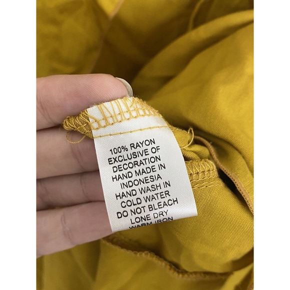 Skemo Basics Flamneco Mustard Yellow Sleeveless Ruffle Dress Size Small New - Picture 4 of 7